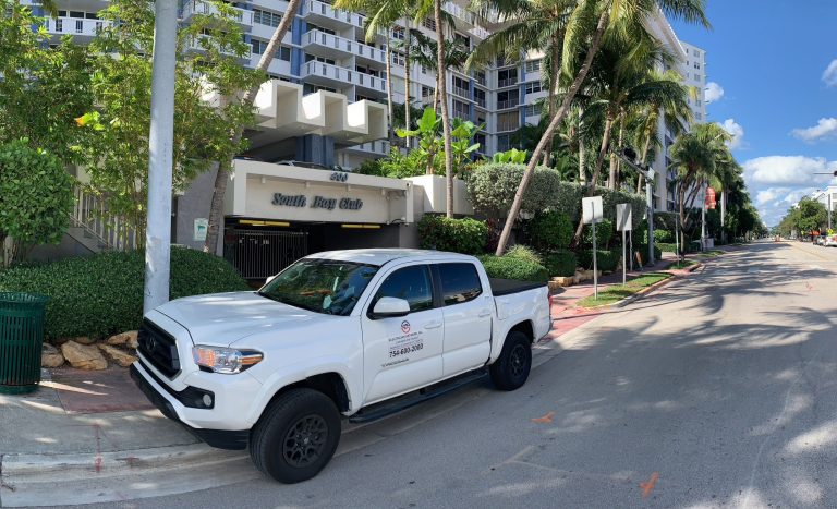 Electrician, Electrician near me, electrician near by, miami electrician, miami beach electrician, electricians, electrical contractor,residential electrician, local electrician, (405)
